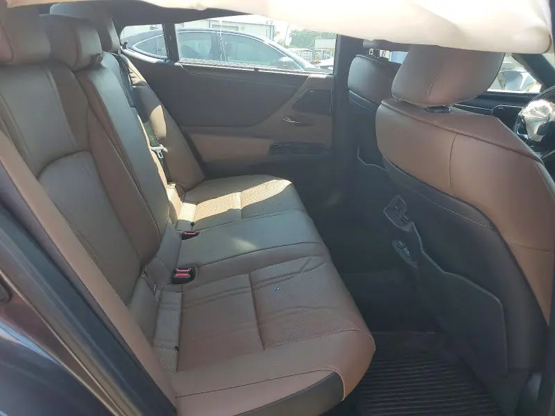 2023 LEXUS ES 300H ULTRA LUXURY  