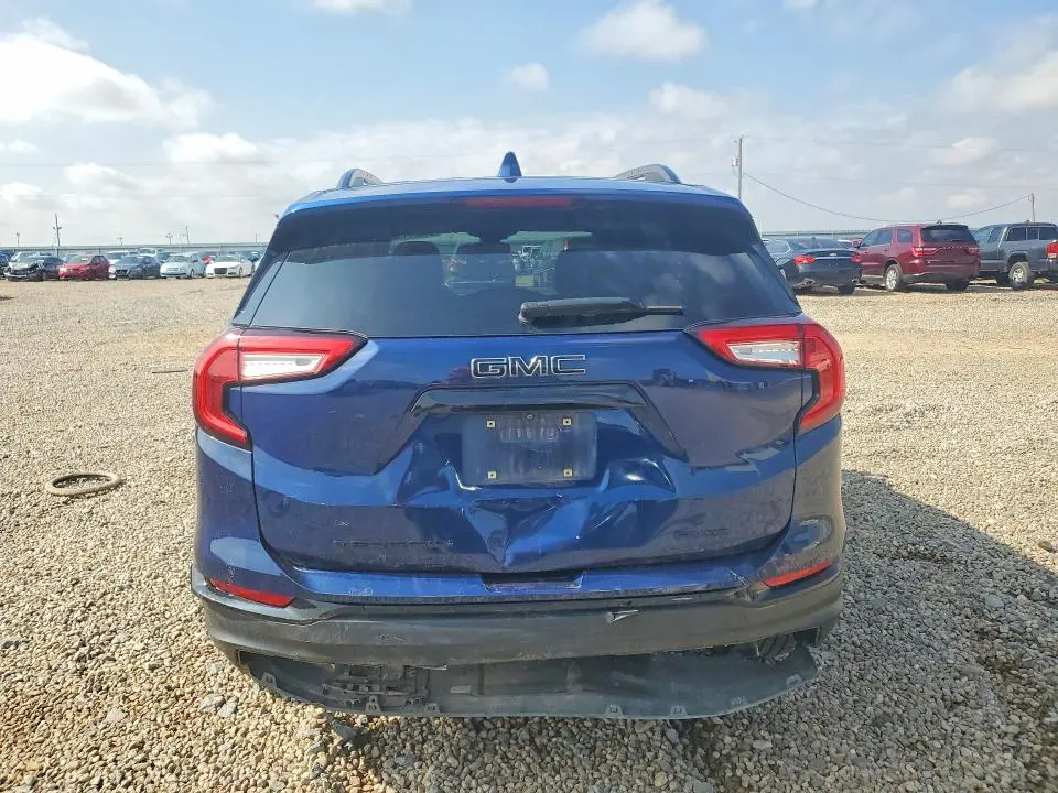 2022 GMC TERRAIN SLT  