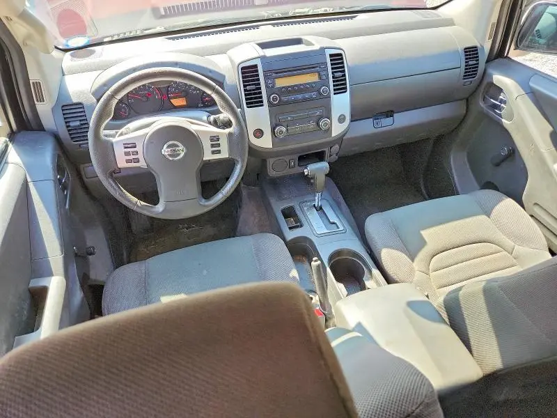 2015 NISSAN FRONTIER S  