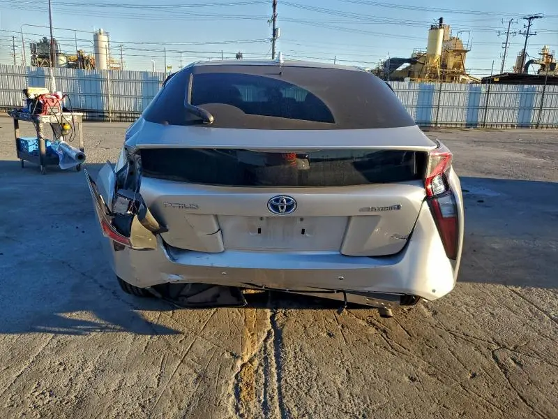 2017 TOYOTA PRIUS   