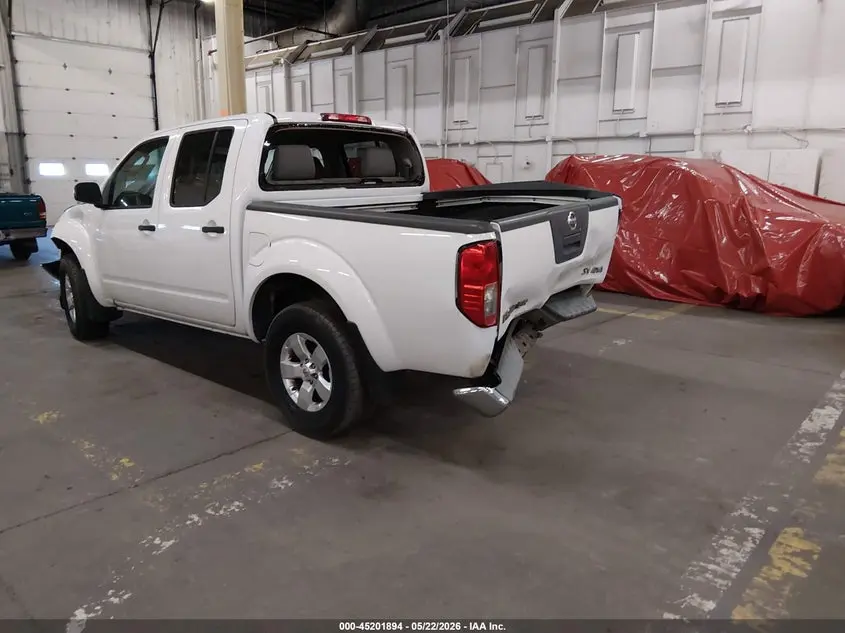2011 NISSAN FRONTIER SV