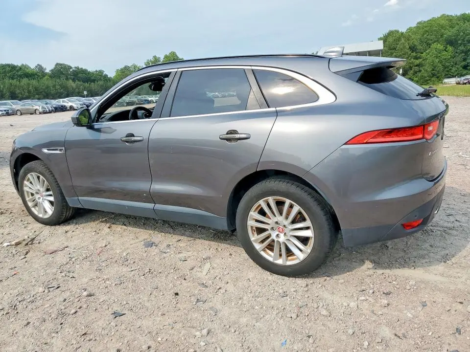 2017 JAGUAR F-PACE PRESTIGE  