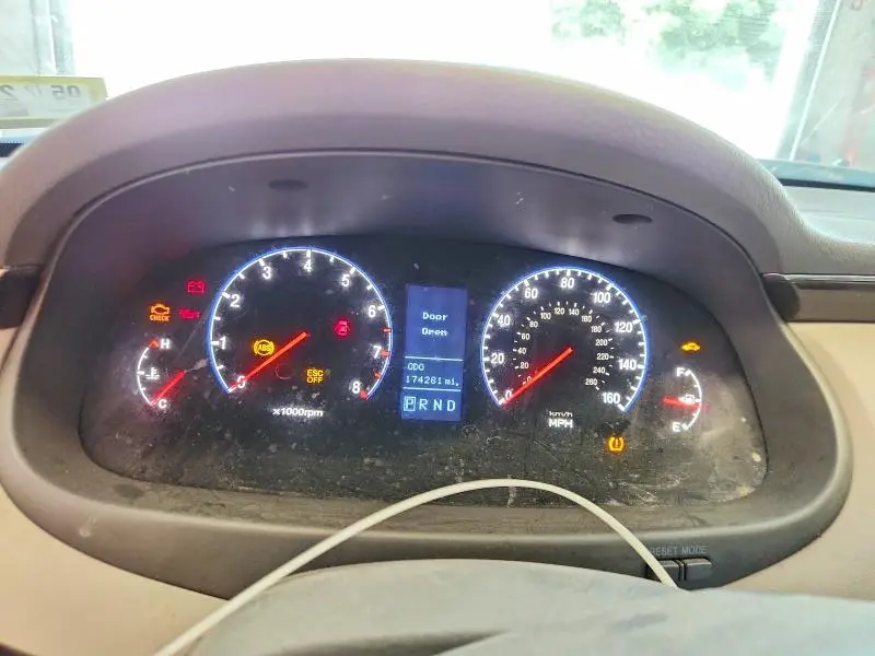 2011 HYUNDAI AZERA LIMITED  