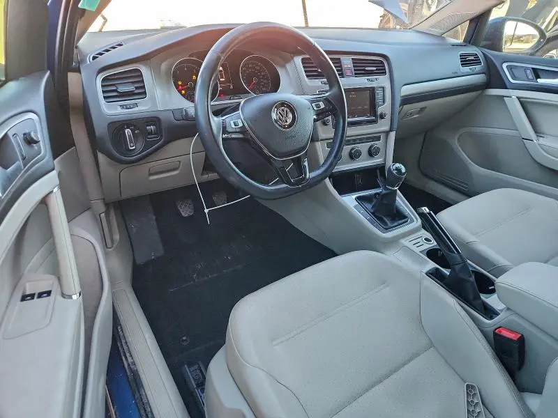 2015 VOLKSWAGEN GOLF   