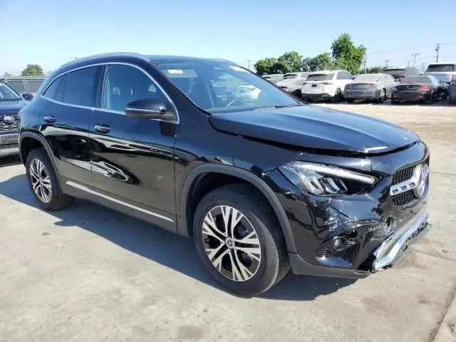 2025 MERCEDES-BENZ GLA 250  