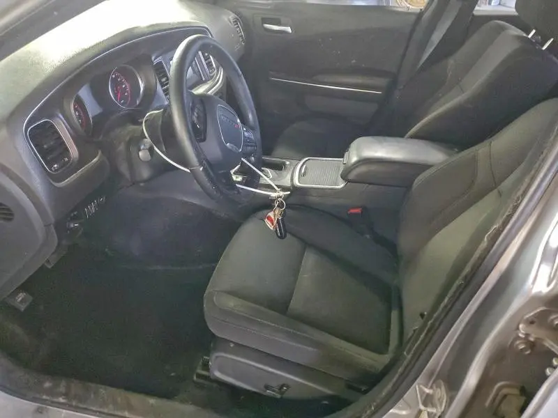 2017 DODGE CHARGER SE  