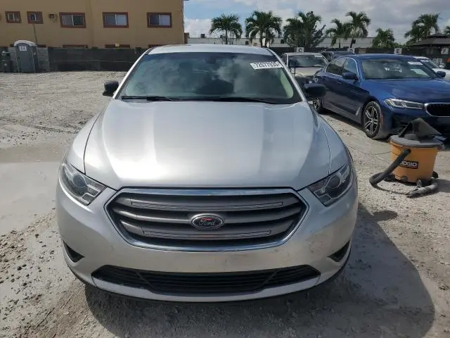 2017 FORD TAURUS SE  