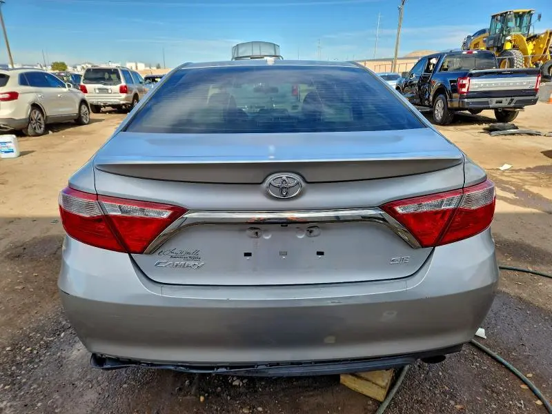 2015 TOYOTA CAMRY LE  