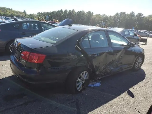 2011 VOLKSWAGEN JETTA SE  