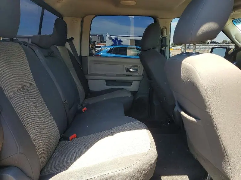 2012 DODGE RAM 1500 SLT  