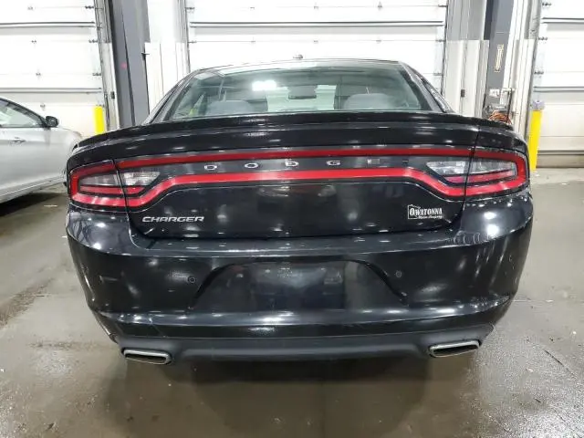 2015 DODGE CHARGER SE  