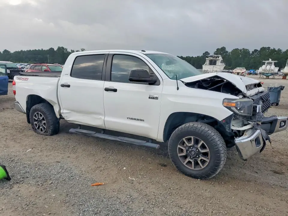 2019 TOYOTA TUNDRA SR5  