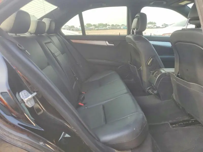 2013 MERCEDES-BENZ C 250  