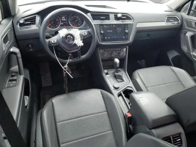 2020 VOLKSWAGEN TIGUAN SE  