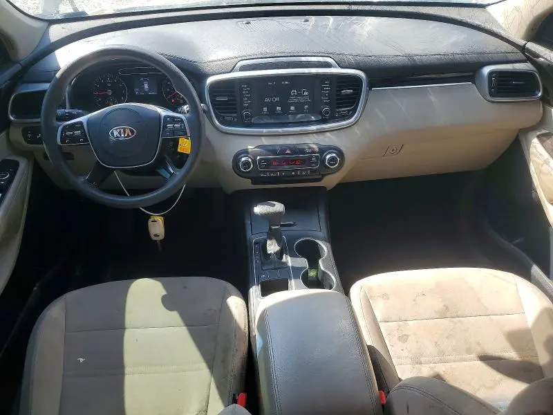 2019 KIA SORENTO LX V6  