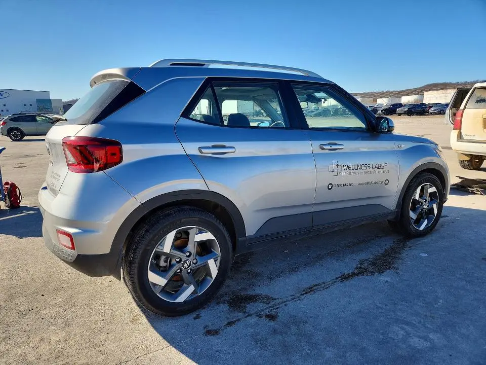 2024 HYUNDAI VENUE SEL  