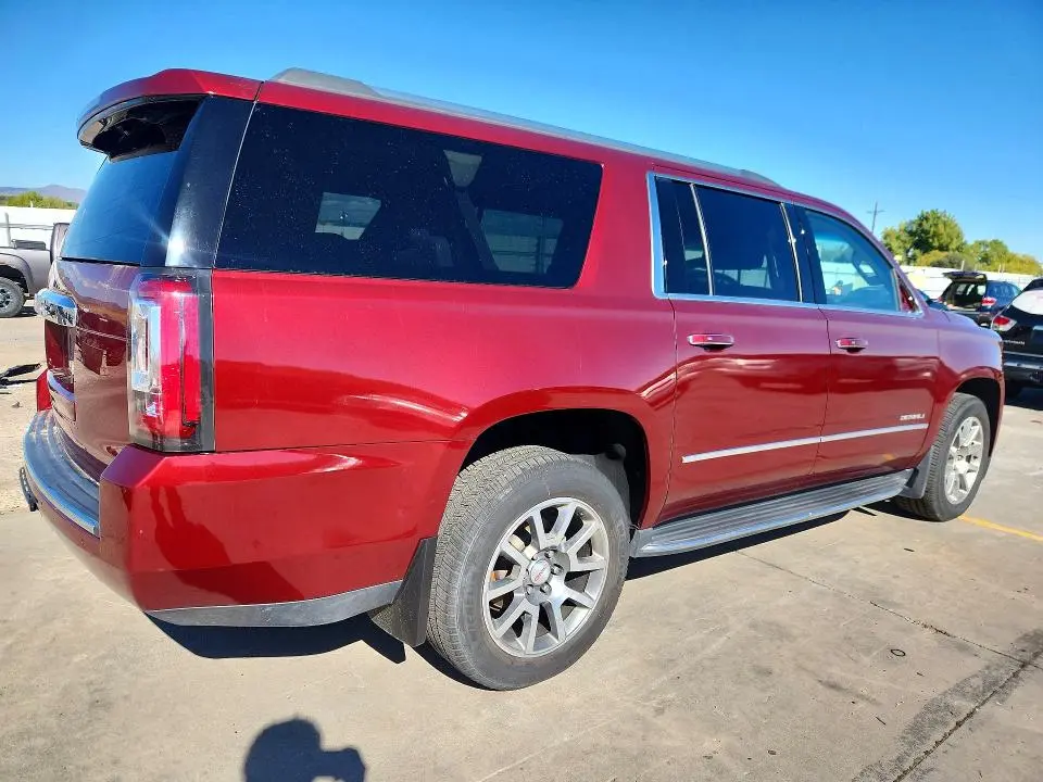 2017 GMC YUKON XL DENALI  