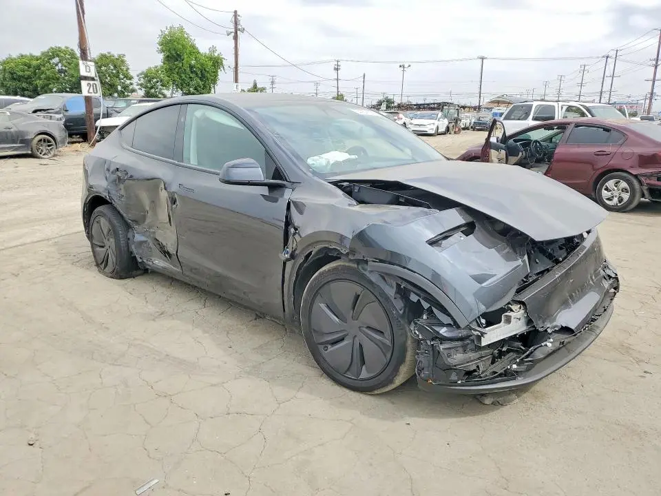 2026 TESLA MODEL Y   