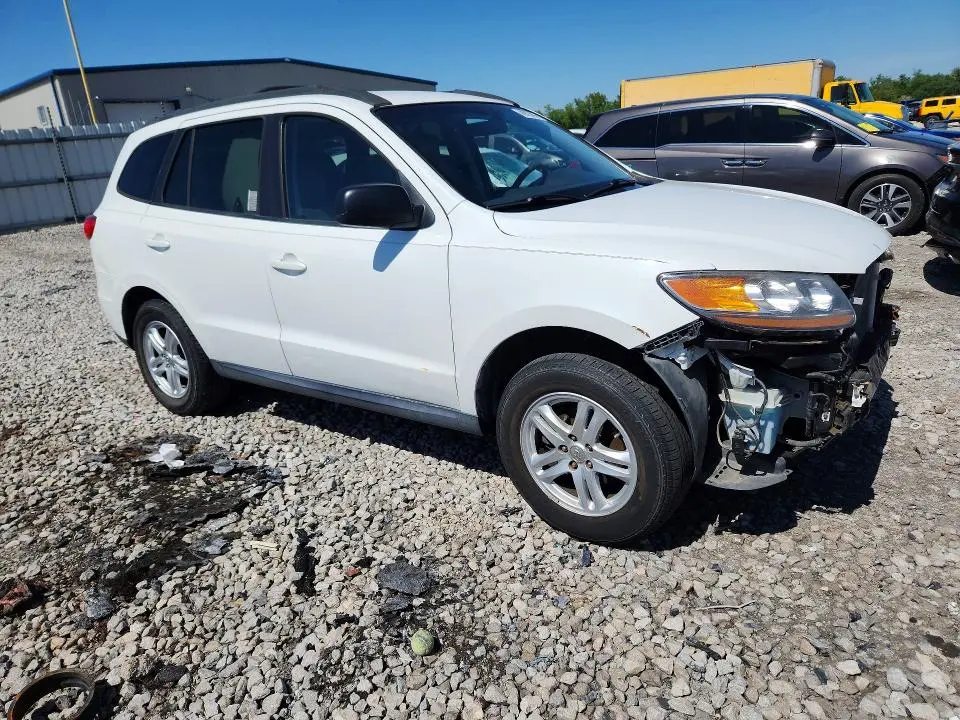 2010 HYUNDAI SANTA FE GLS  