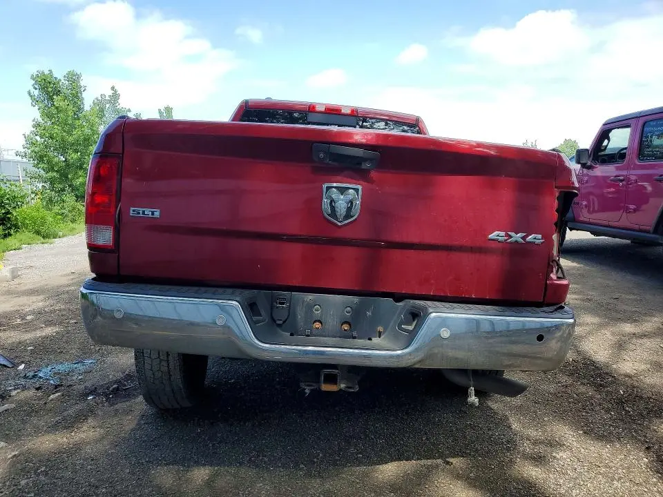 2014 RAM 1500 SLT  
