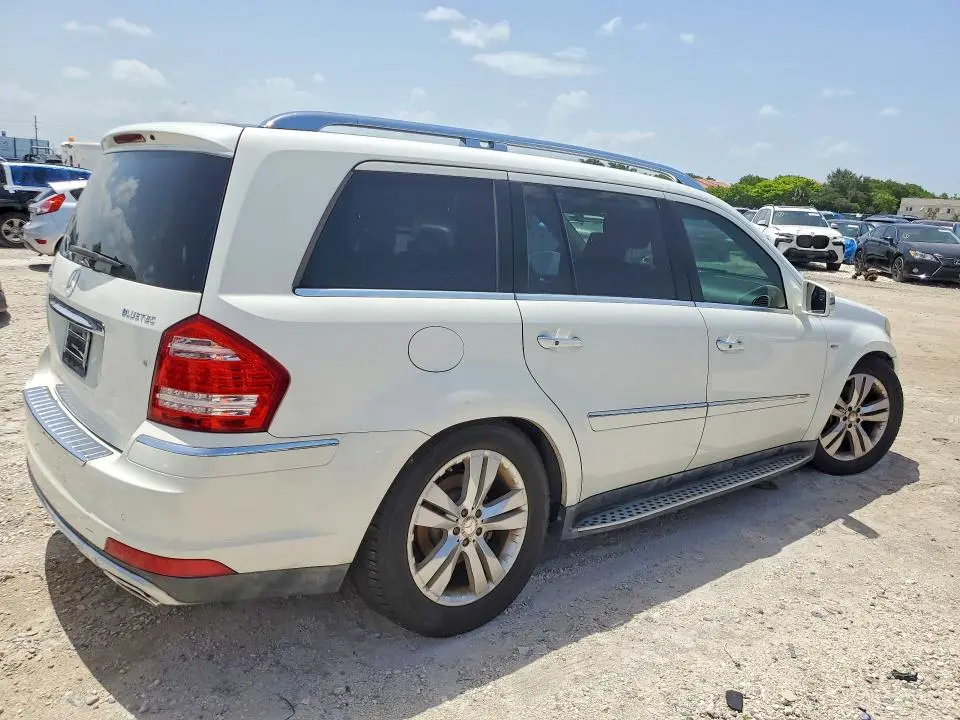 2011 MERCEDES-BENZ GL 350 BLUETEC  