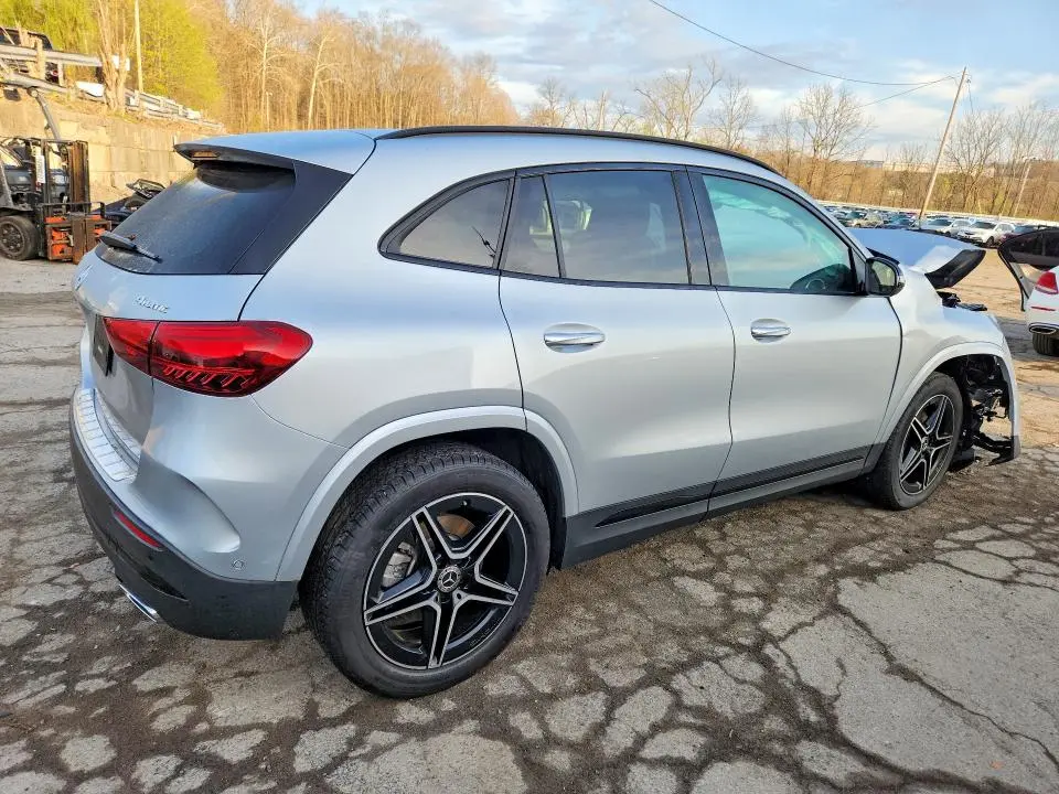2024 MERCEDES-BENZ GLA 250 4MATIC  