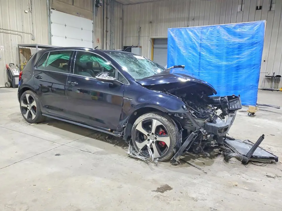 2015 VOLKSWAGEN GTI   