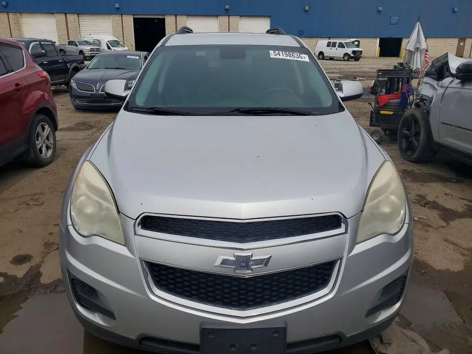 2015 CHEVROLET EQUINOX LT  