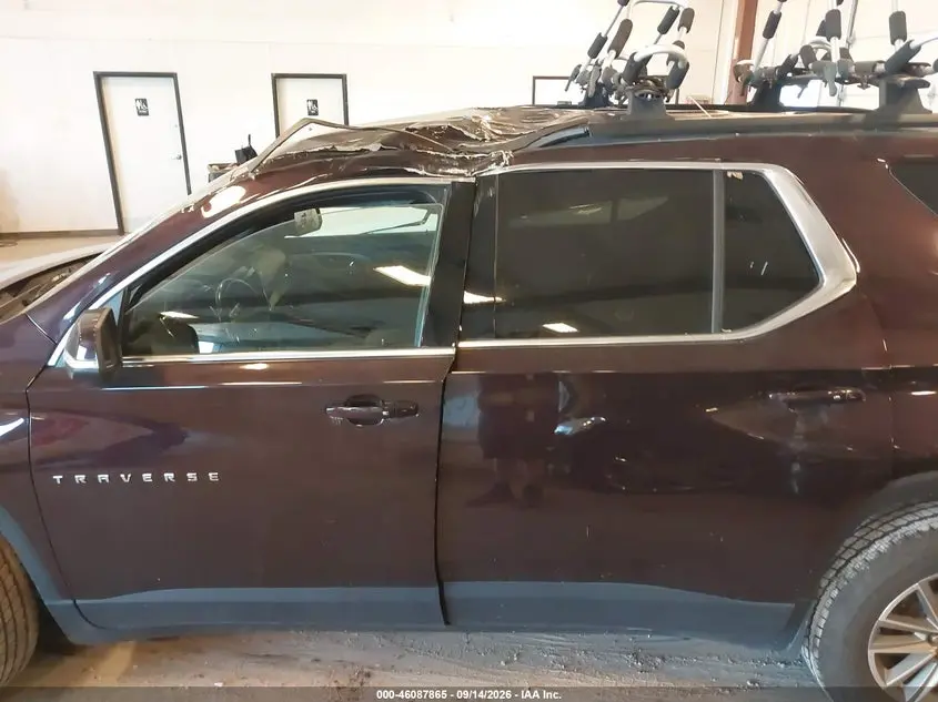 2022 CHEVROLET TRAVERSE AWD LT CLOTH