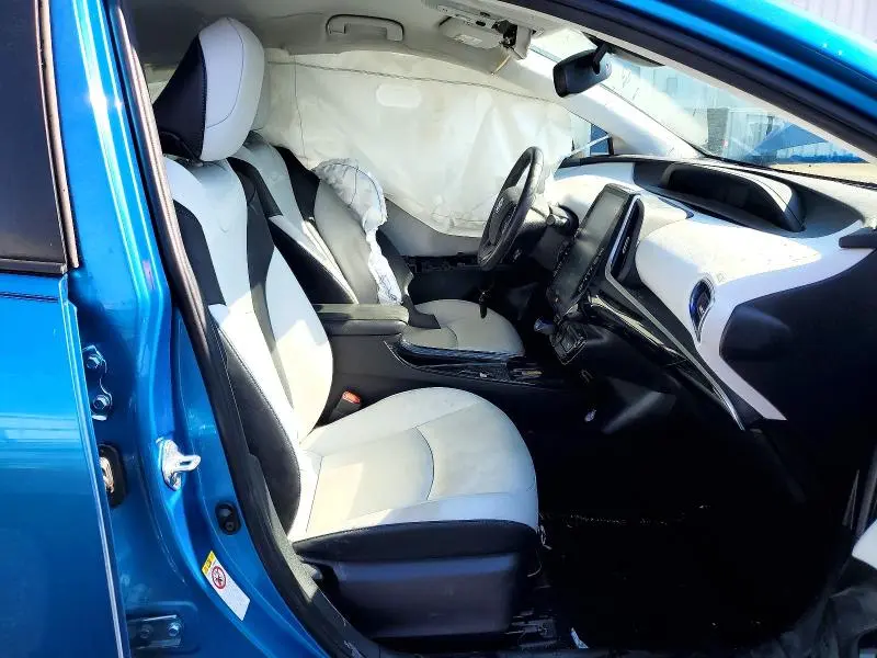 2021 TOYOTA PRIUS LIMITED  