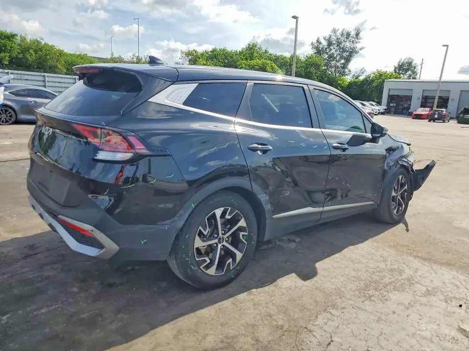 2023 KIA SPORTAGE EX  