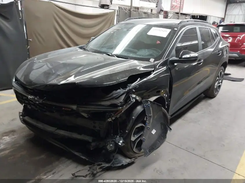 2025 CHEVROLET TRAX FWD 2RS