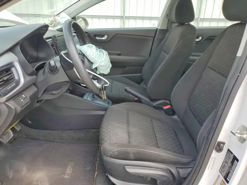 2020 KIA RIO LX  