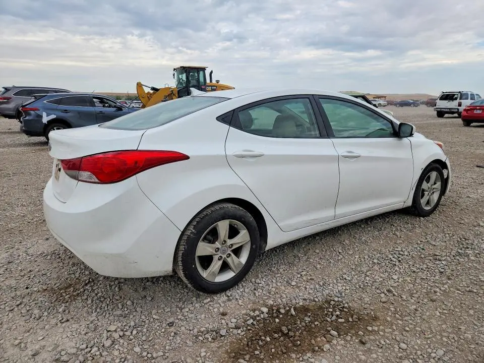 2012 HYUNDAI ELANTRA GLS  