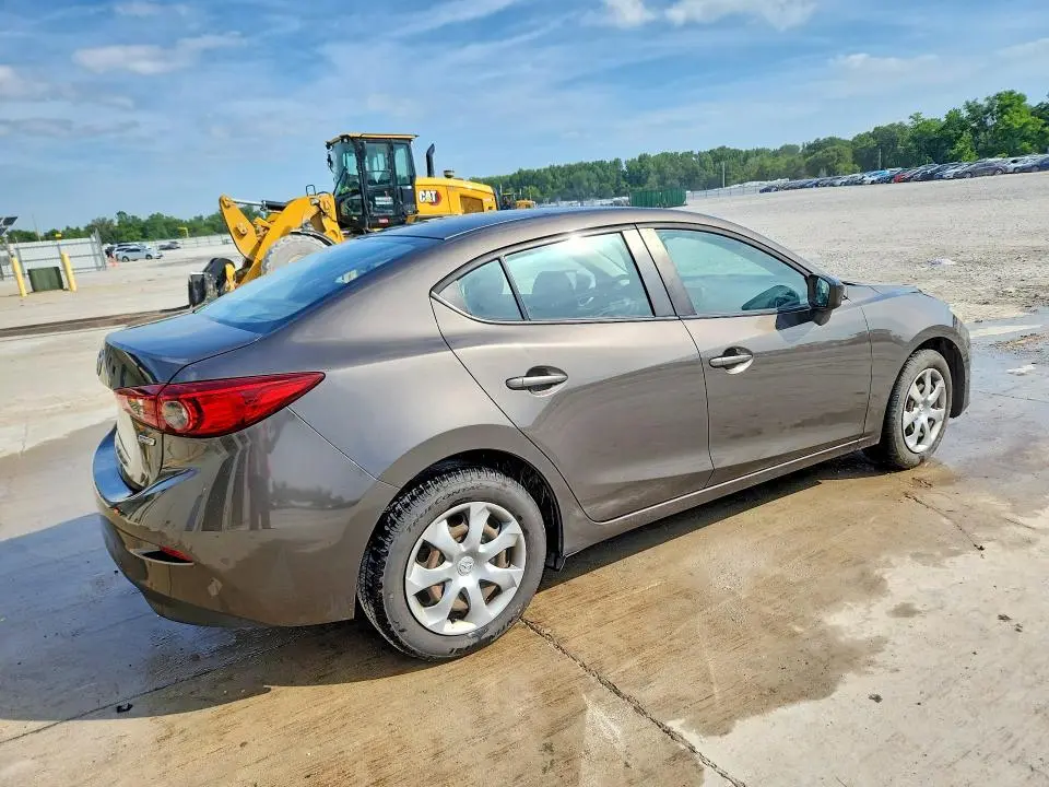 2015 MAZDA 3 SV  