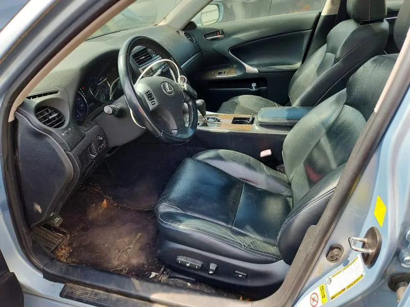 2011 LEXUS IS 250  