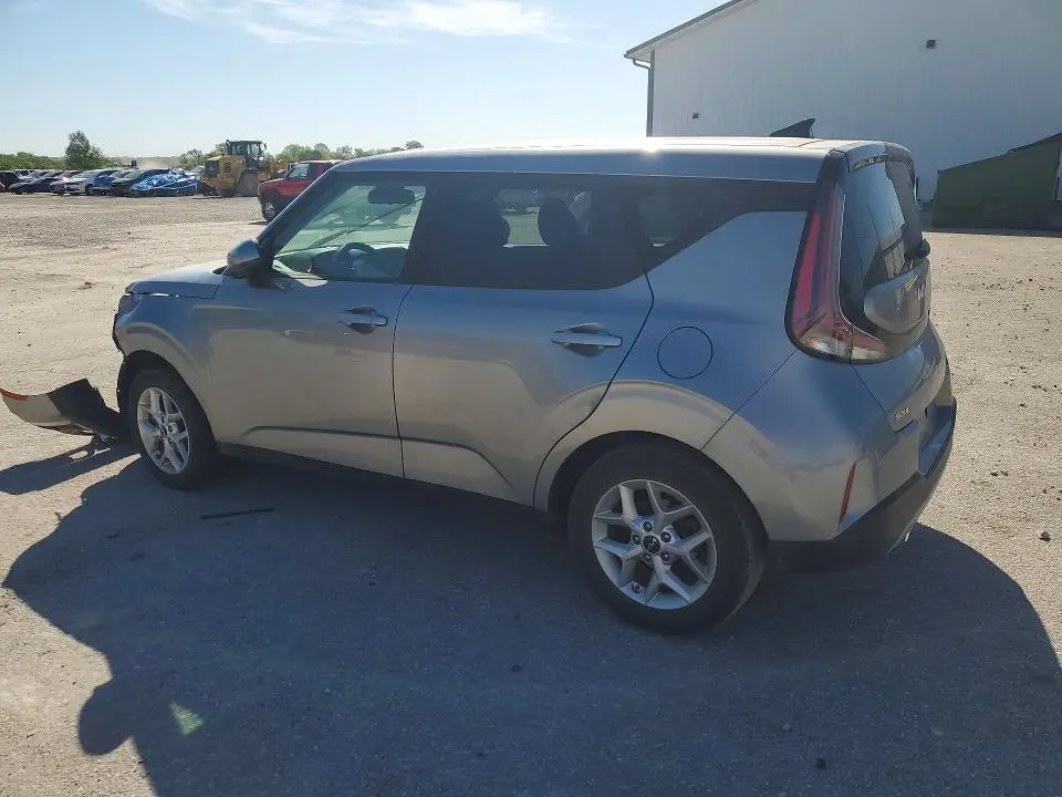 2024 KIA SOUL LX  