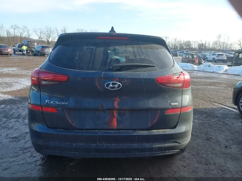 2020 HYUNDAI TUCSON SE