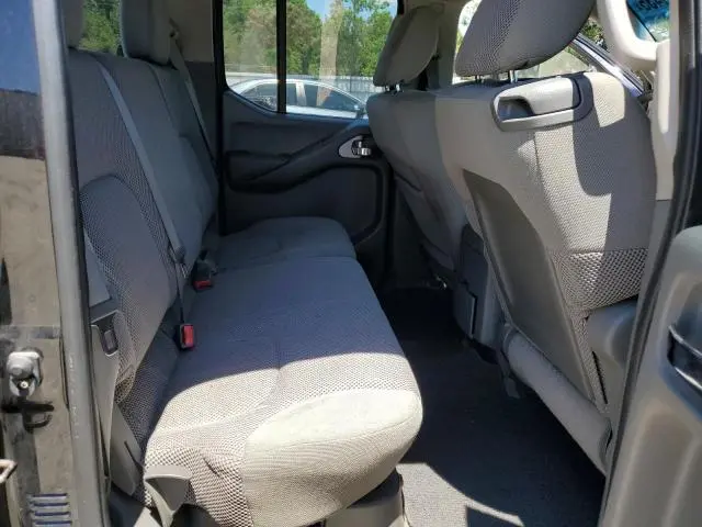 2013 NISSAN FRONTIER S  