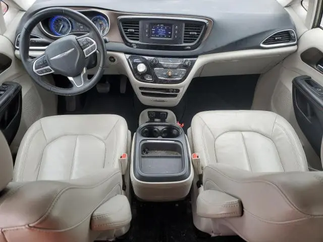 2017 CHRYSLER PACIFICA TOURING L  
