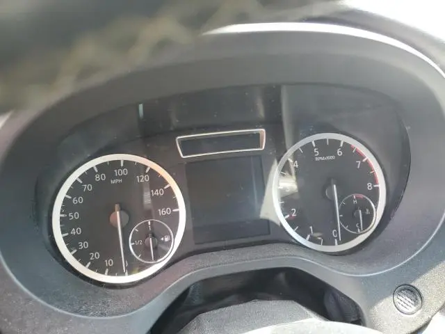 2018 INFINITI QX30 BASE  