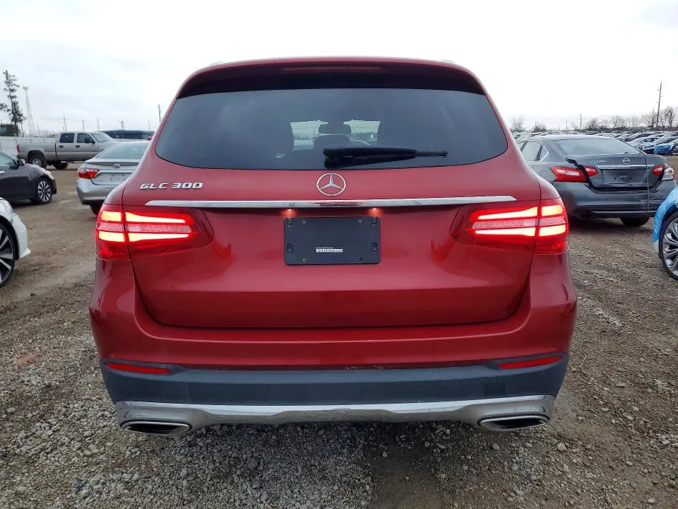 2019 MERCEDES-BENZ GLC 300  