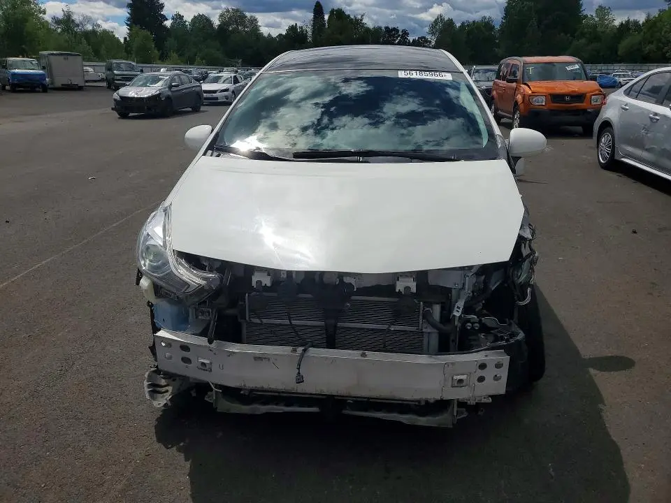 2017 TOYOTA PRIUS V FIVE  