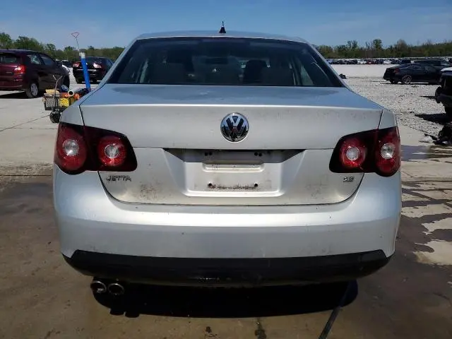 2010 VOLKSWAGEN JETTA S  