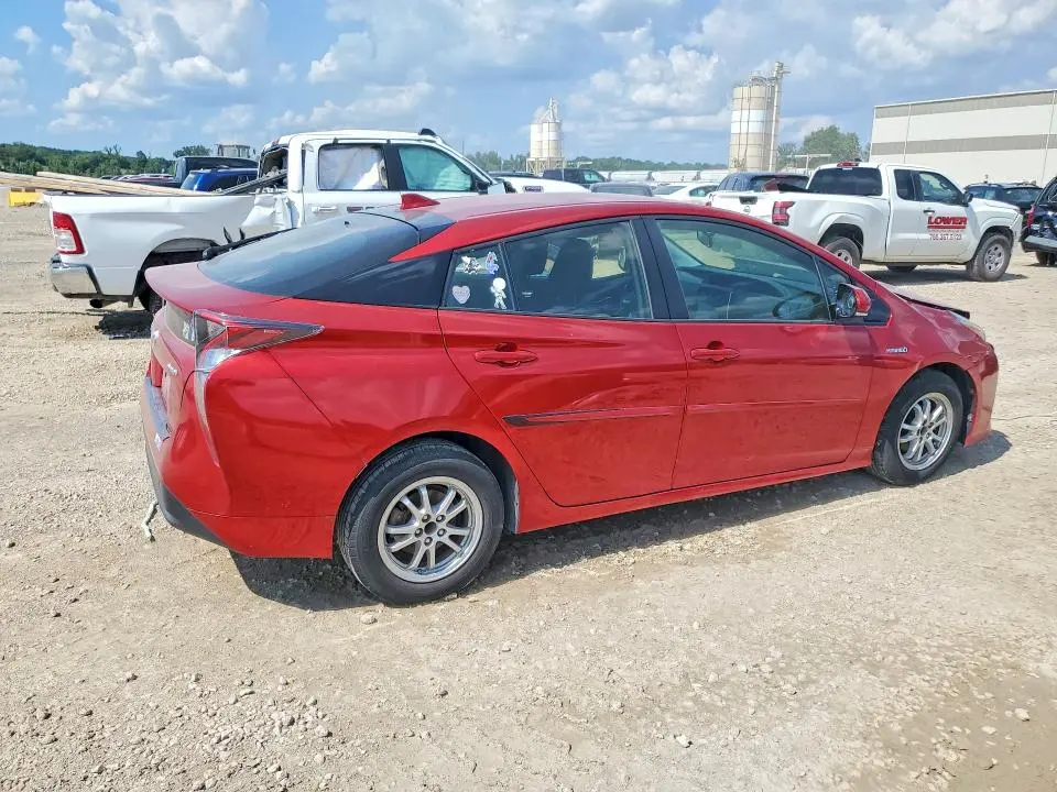 2016 TOYOTA PRIUS THREE  