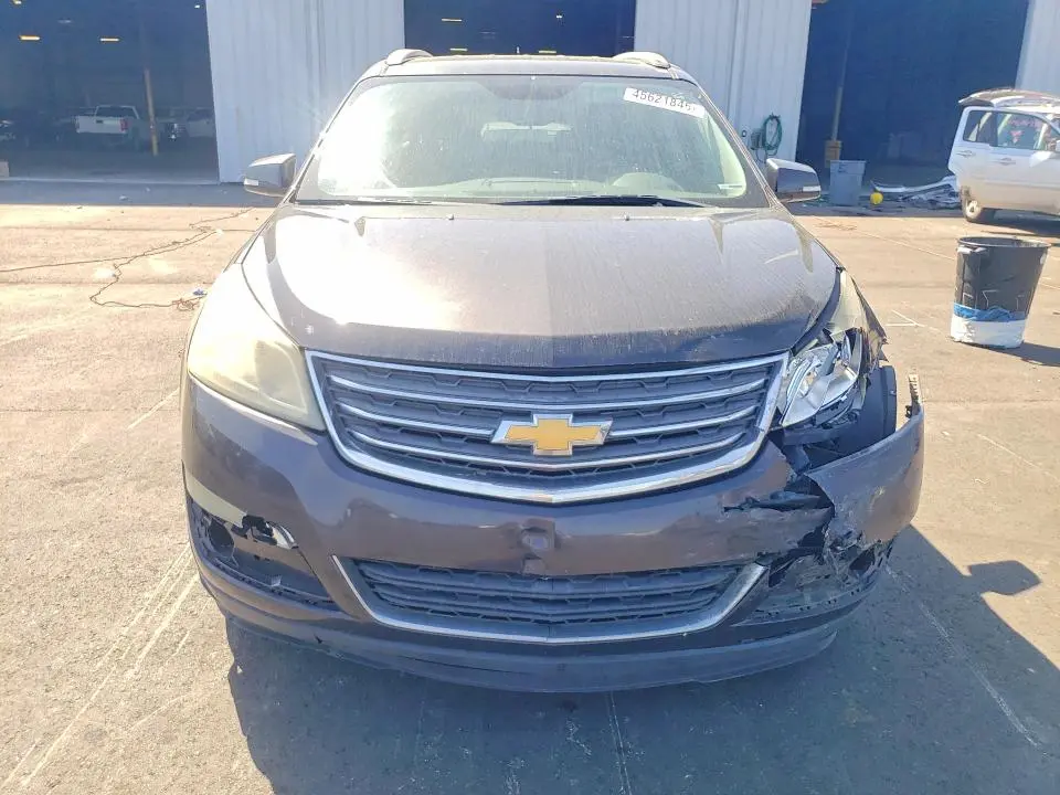 2014 CHEVROLET TRAVERSE LT  