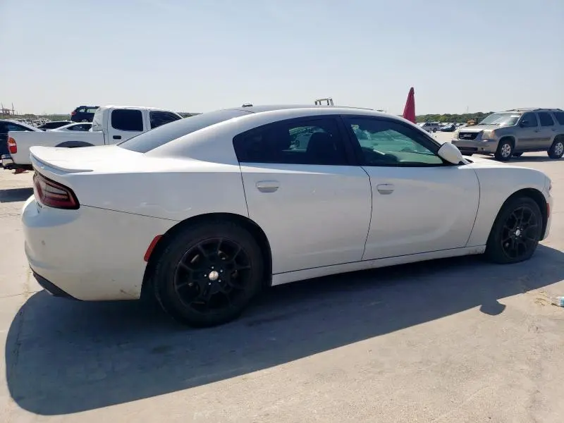 2015 DODGE CHARGER SXT  