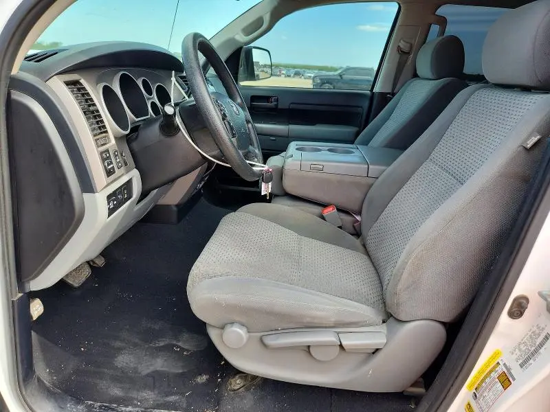 2013 TOYOTA TUNDRA CREWMAX SR5  