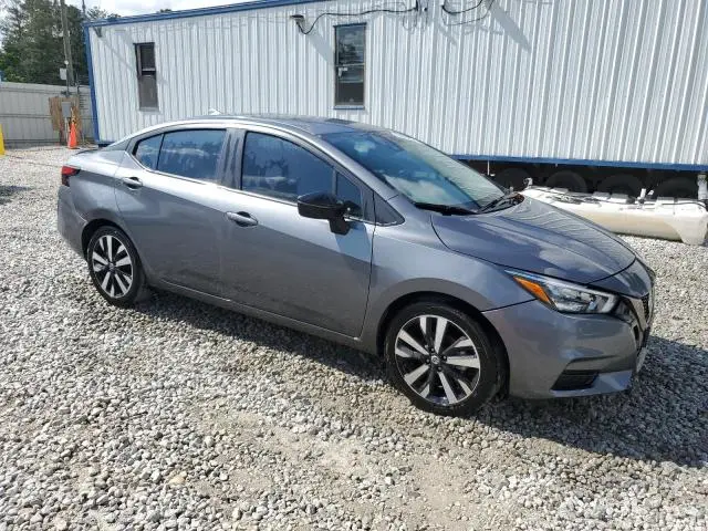 2022 NISSAN VERSA SR  