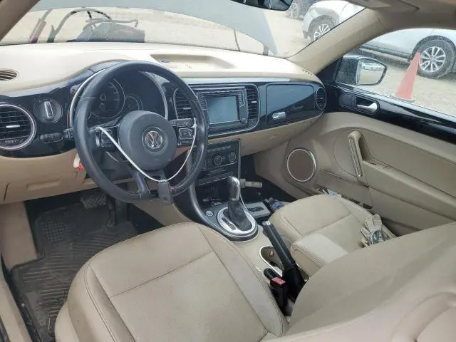 2018 VOLKSWAGEN BEETLE SE  